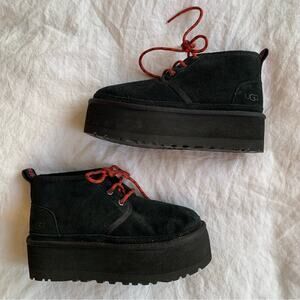 UGG Neumel Heritage Platform Suede Sherpa Tie Mini Ankle Bootie Boots Black Red